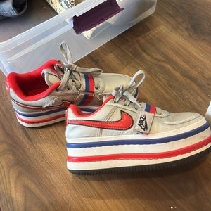 RARE NIKE Vandal 2K platform Sneakers